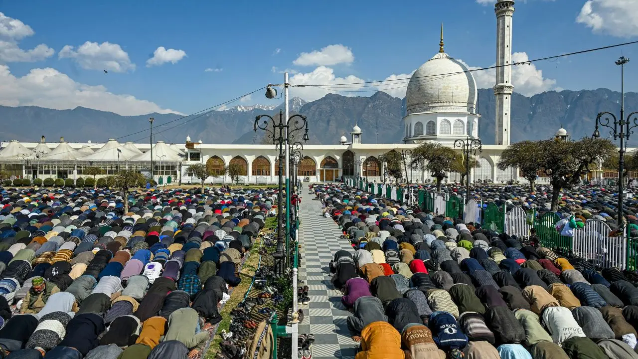 In Srinagar, devotees gathered at the Hazratbal Shrine for the evening prayers 