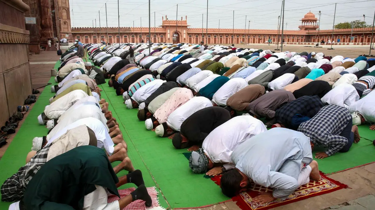 Friday prayer during the month of Ramadan at Taj-ul-Masajid in Madhya Pradesh's Bhopal