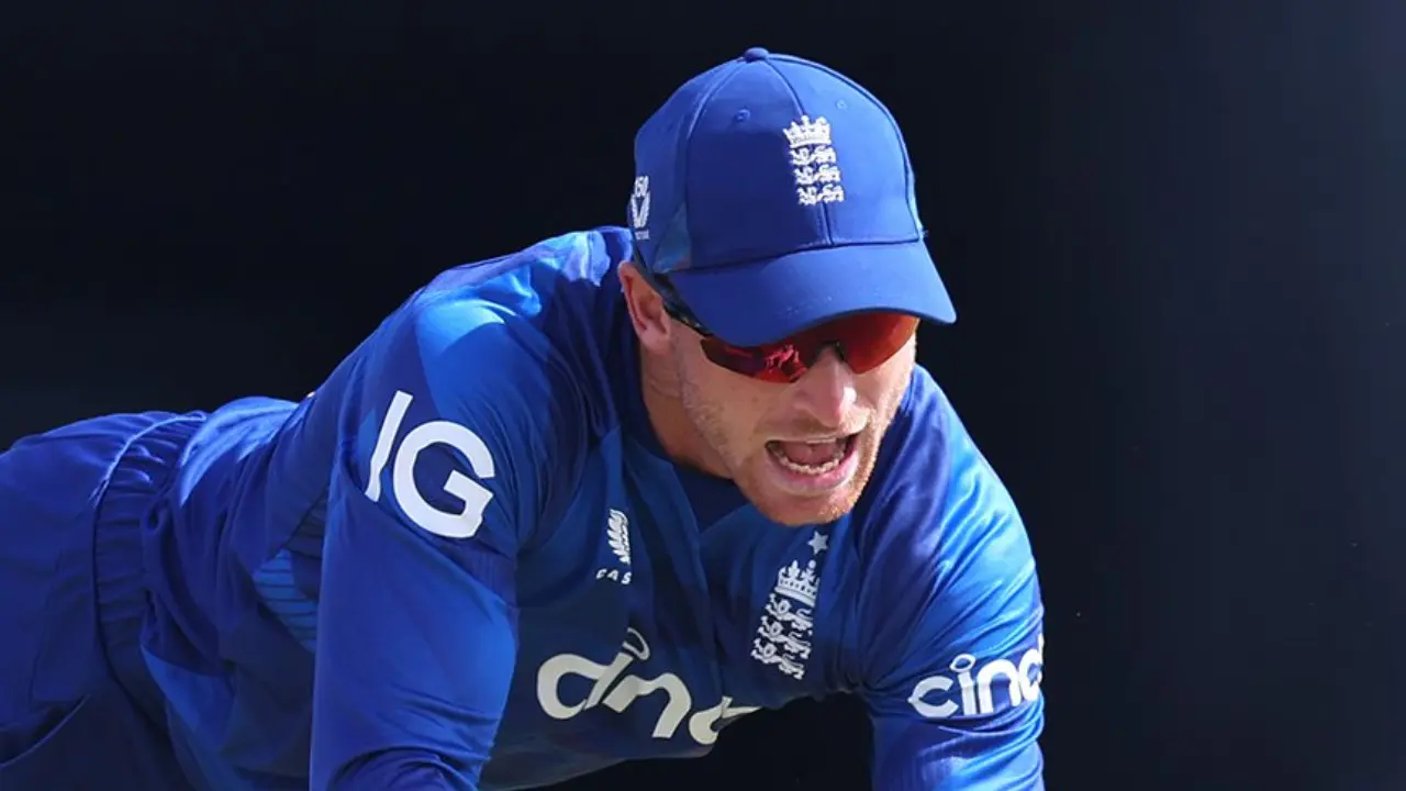 ENG vs SL 2nd T20I: Jos Buttler scripts history for 