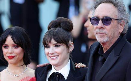 Jenna Ortega, Winona Ryders and Tim Burton