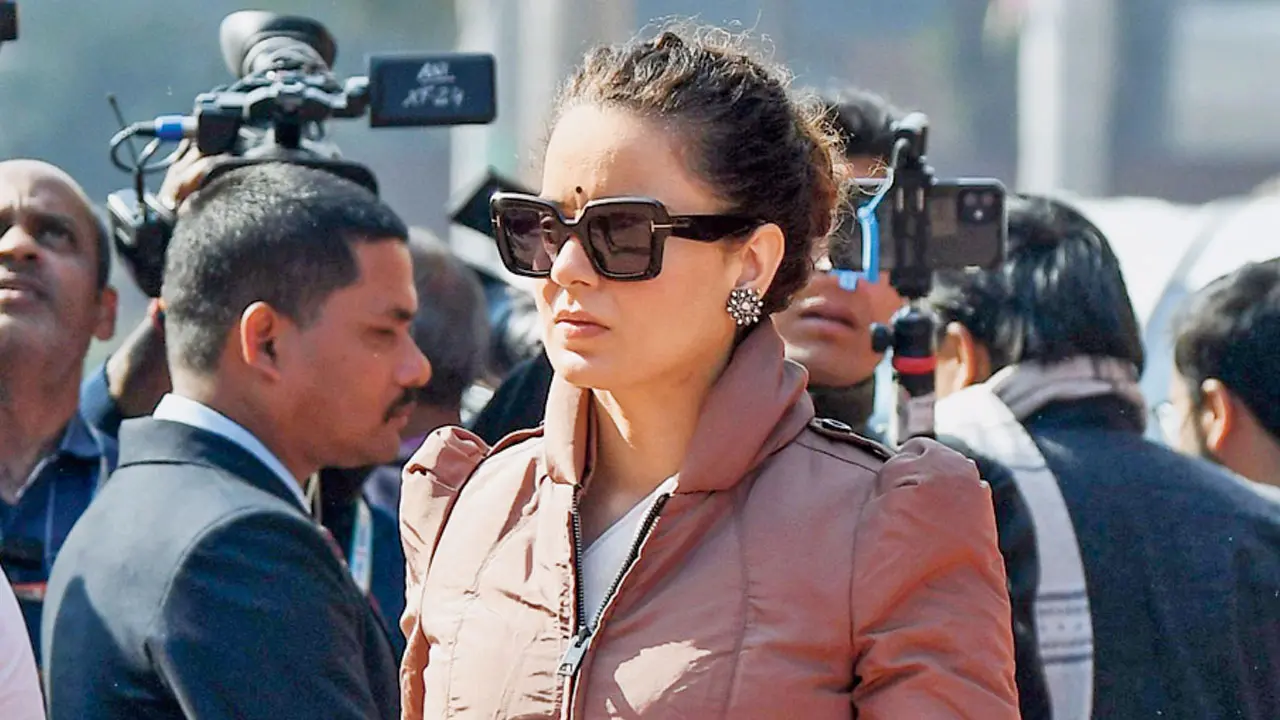 Have you heard? Kangana Ranaut advices fans to 'stay away from zombies'