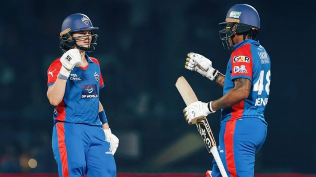 Laura Wolvaardt, Chinelle Henry (Pic: X/@DelhiCapitals)