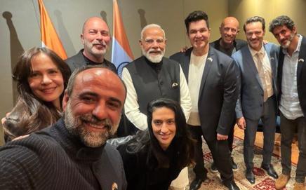 PM Modi meets Fauda team