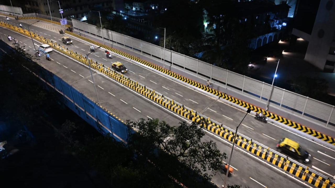 The new structure replaces a 130-year-old British-era bridge at Mumbai Central that had been declared unsafe and dismantled, disrupting connectivity in the area for nearly two years