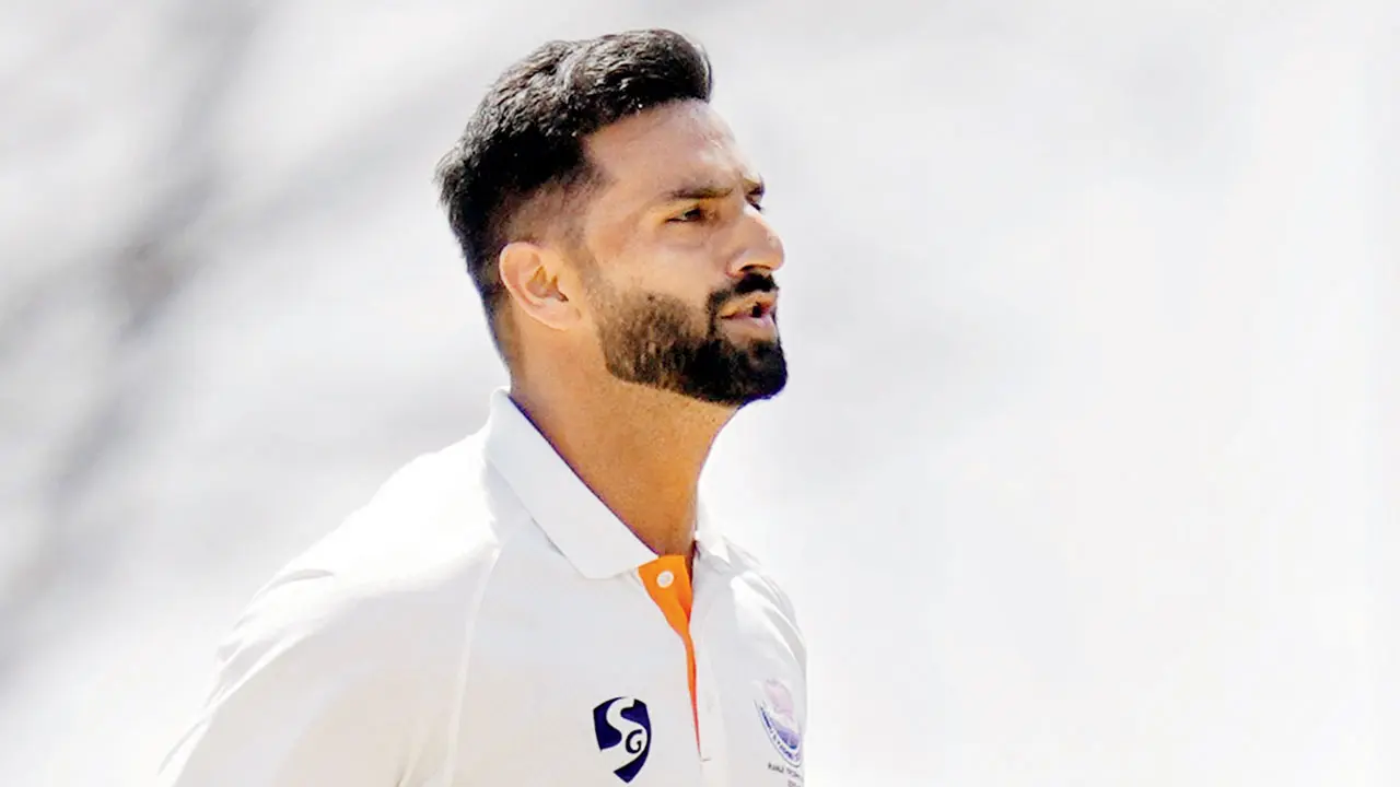 Auqib Nabi’s 3-32 puts Jammu and Kashmir in command over Karnataka