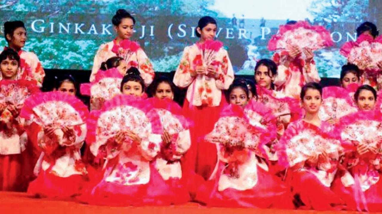 Sunday
Eye on JapanIf you’re a fan of all things Japanese, check out the Banzai Japan Event 2026, featuring cultural performances, a tea ceremony, traditional calligraphy, and a wellness programme.
Time 11 am to 2.30 pmAt The Oriental Club, Girgaon Chowpatty.Call 7666152391 (to register, by February 6) Entry Rs 800 (per person; with lunch)