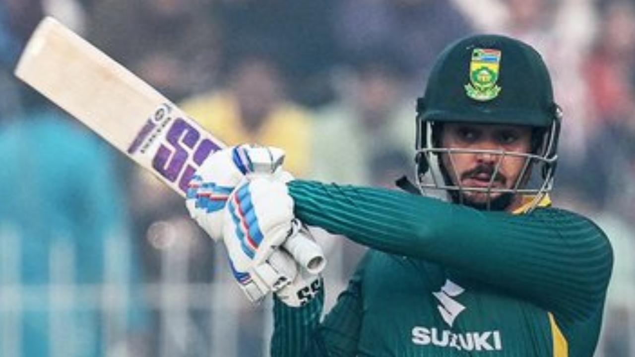 So far in 105 T20I matches for the Proteas, de Kock has amassed 3018 runs, with a top score of 115 runs. He also has two centuries and 19 half-centuries to his name