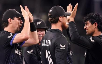New Zealand players celebrate a wicket during the T20 World Cup 2026 match (Pic: X/@ICC)