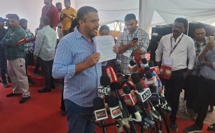 Rohit Pawar alleged that the aviation regulator had initially attempted to give VSR Ventures a “clean chit”. Pics/Sameer Abedi