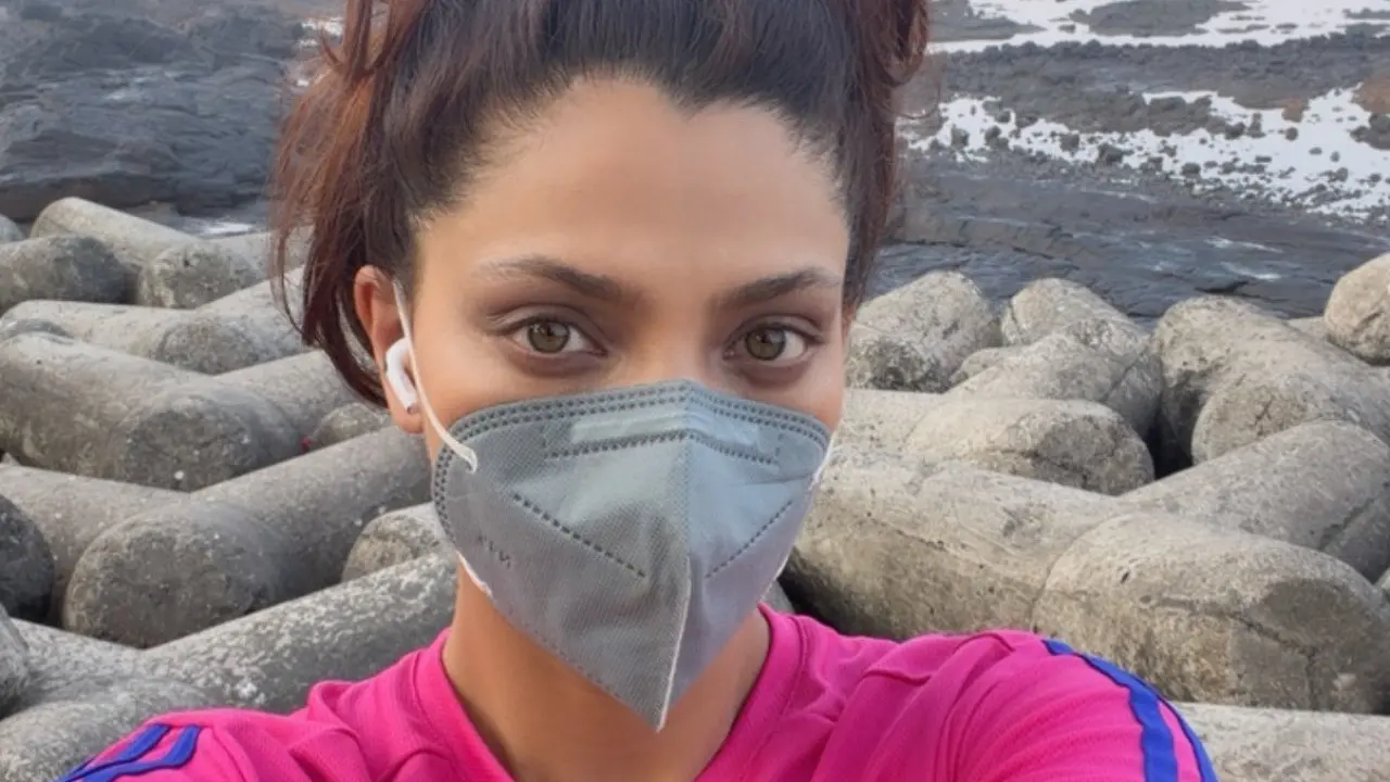 Saiyami Kher demands accountability as Mumbai's air quality declines rapidly