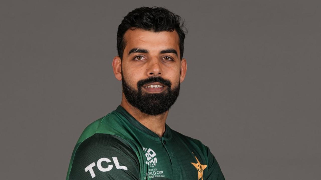 Shadab Khan also delivered an unbeaten knock of 36 runs. His knock of 22 balls, including a boundary and three maximums. With this, the 