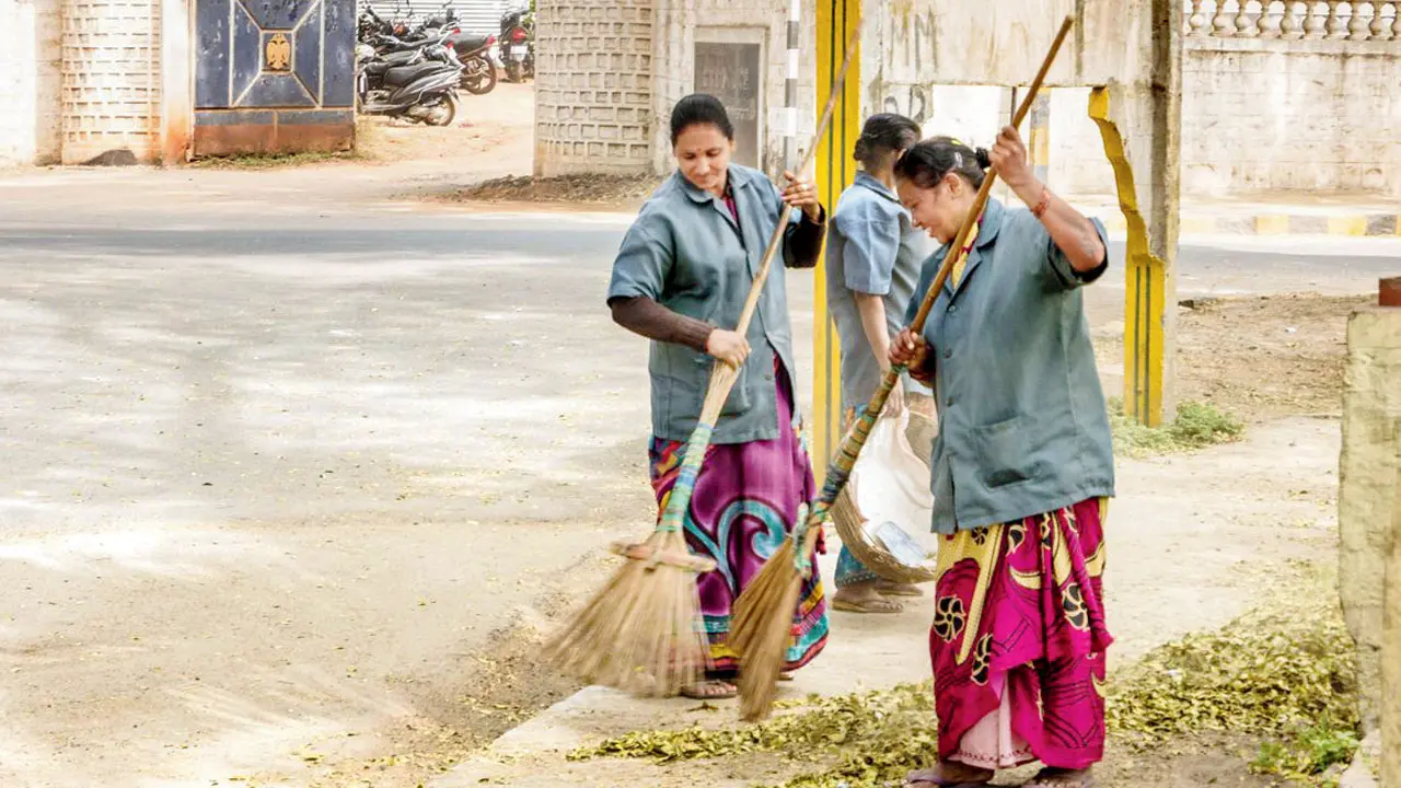 Telangana salary, pension bill jumps to Rs 6,000 crore in a decade