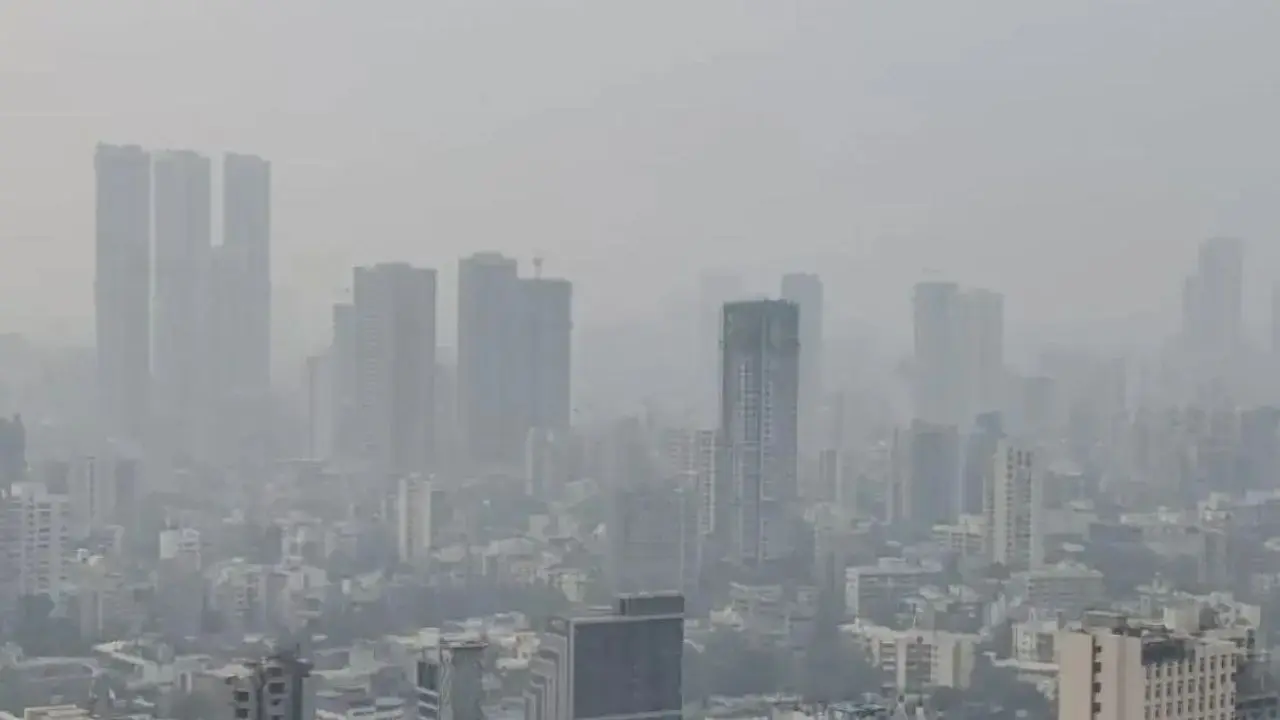 Mumbai LIVE: AQI rises beyond winter levels as BMC blames low wind speed