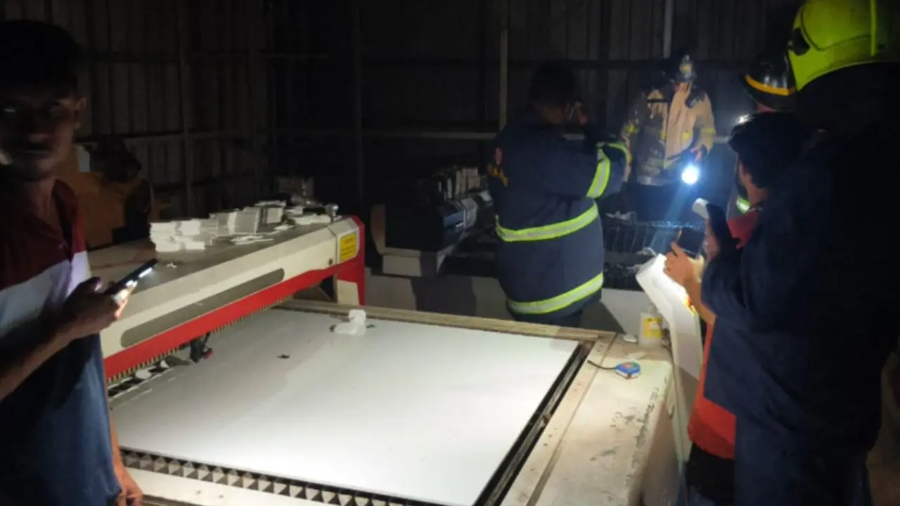 Thane: Fire breaks out at printing shop in Jai Bhavani Nagar