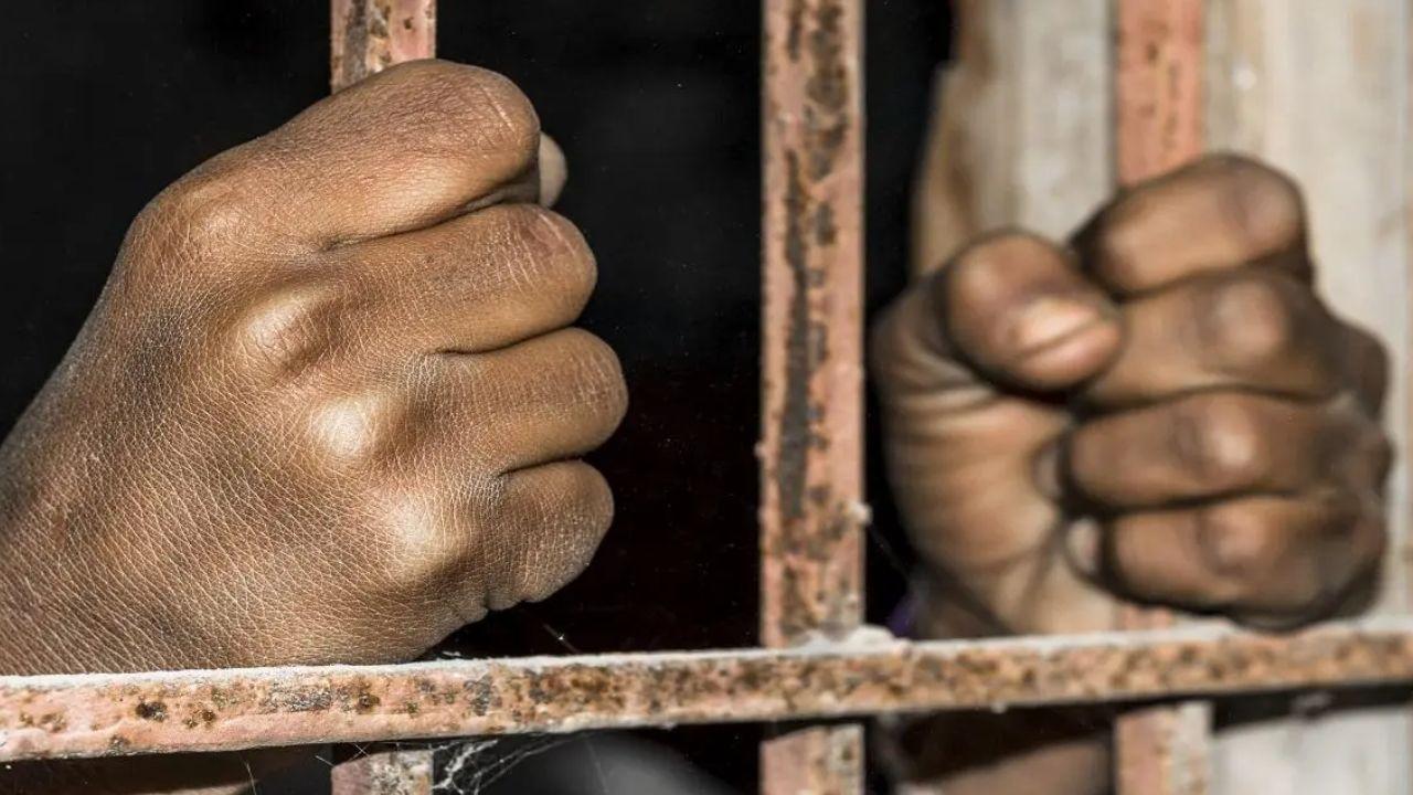 Thane: Auto driver booked for allegedly assaulting elderly woman in Dombivli