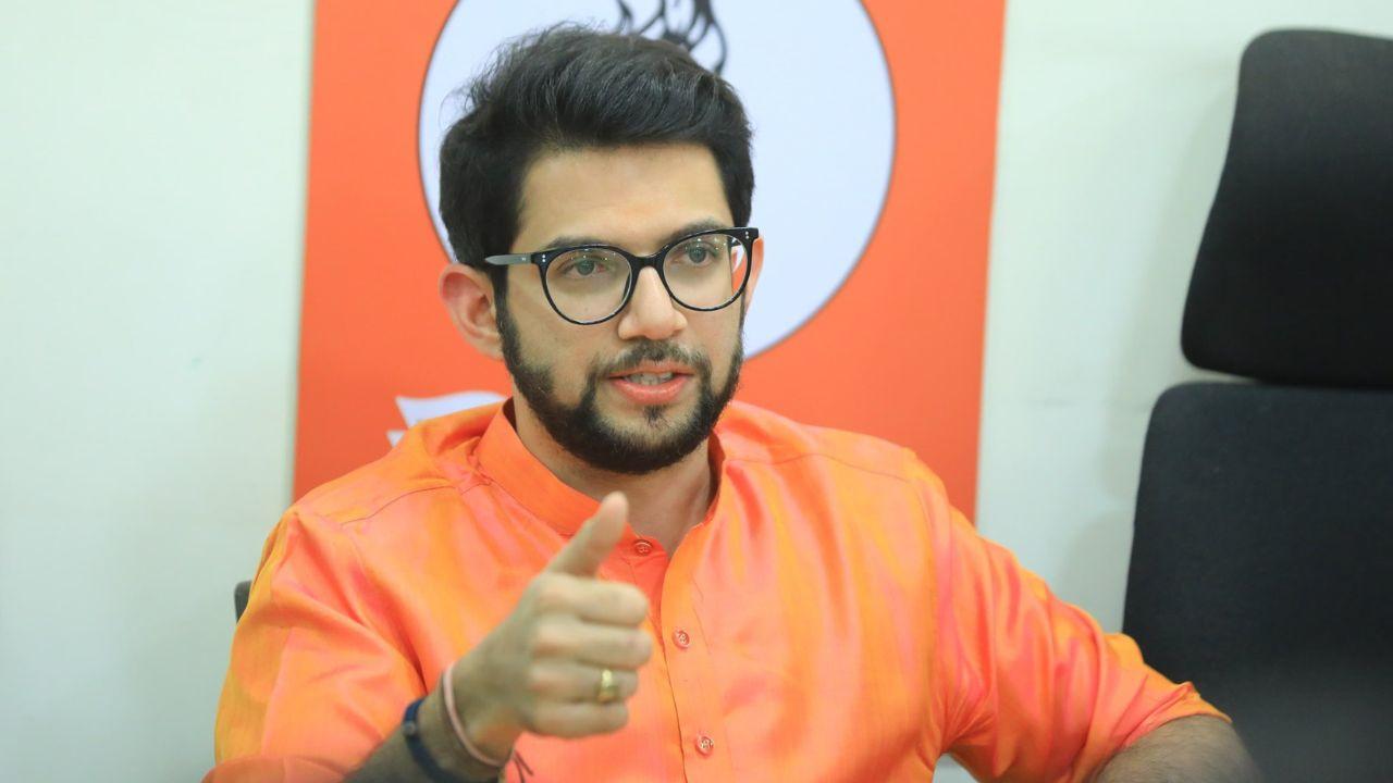 Mumbai LIVE: Rupee hits all-time low against US dollar: Aaditya targets Centre 