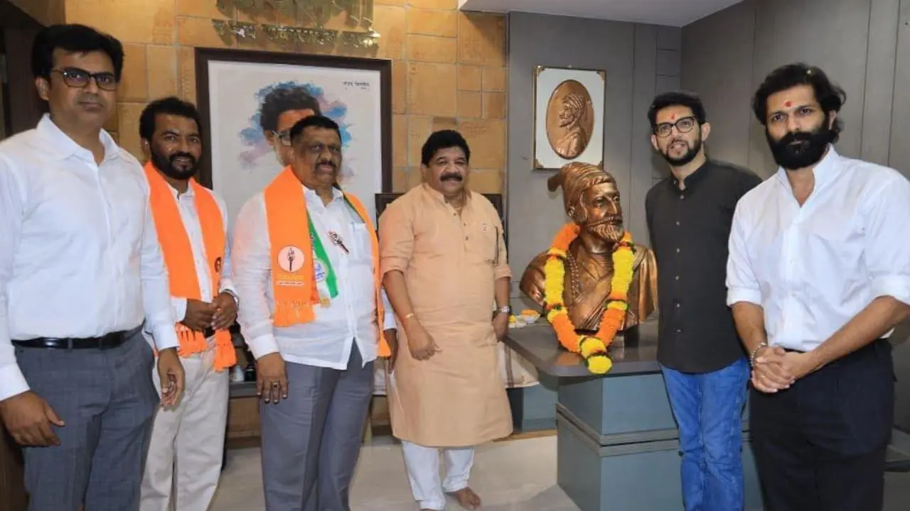 The Thackeray cousins, while campaigning for the BMC election 2026, also interacted with party workers