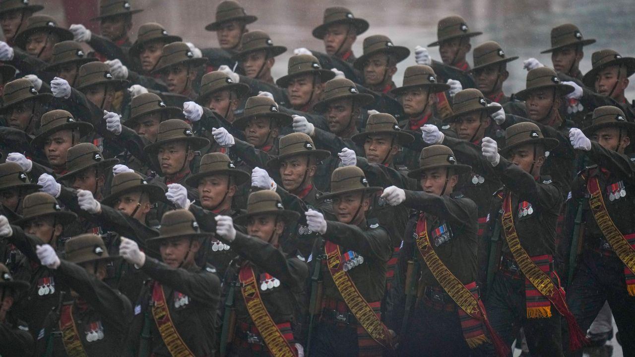 <p>Assam Regiment&rsquo;s contingent remain unfazed by the downpour as they rehearse with precision and discipline at Kartavya Path on Friday morning</p>