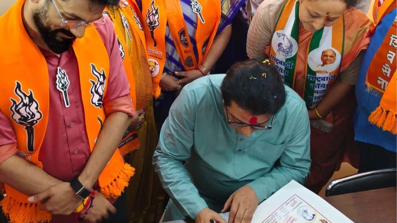 <p><!--StartFragment --><span class="cf0">Raj Thackeray, while visiting various candidates ahead of the polls, also reviewed the ground preparations and encouraged the candidates of the alliance in Mumbai&rsquo;s western suburbs</span><!--EndFragment --></p>