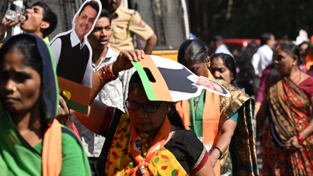 With just a few days to go for the BMC election 2026, BJP supporters also turned out in large numbers to show their support. Some of the supporters were also seen holding pictures of Maharashtra CM Devendra Fadnavis