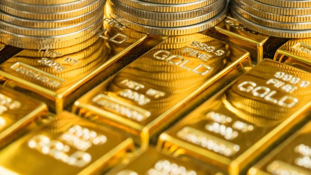Gold price updates: Prices in Mumbai nears 1.5 lakh mark