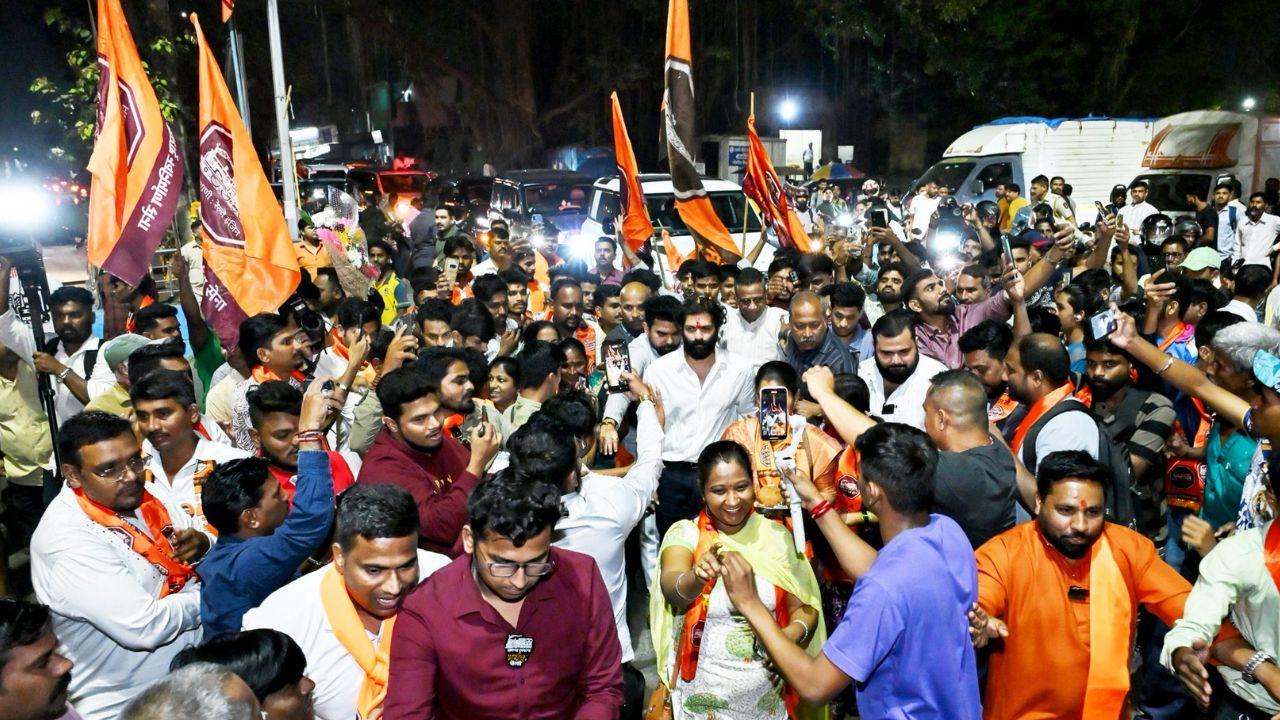 During his campaigning for the civic polls, Amit Thackeray was seen interacting with the people