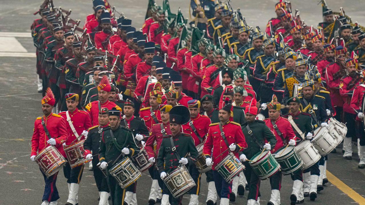 <p>Full dress rehearsal underway ahead of the Beating Retreat ceremony, at Vijay Chowk in New Delhi</p>