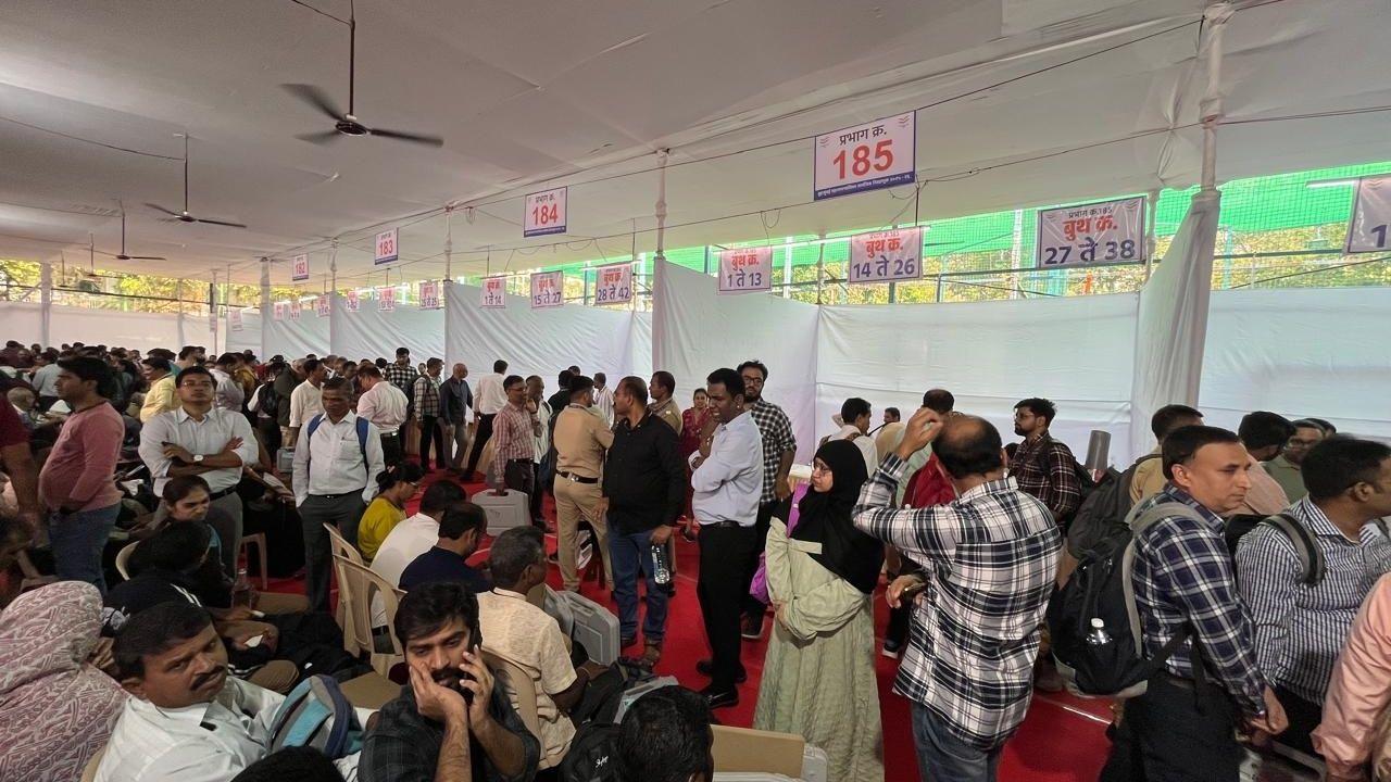 Special arrangements have been made at polling stations to ensure accessibility, with facilities such as drinking water, ramps and wheelchairs in place for senior citizens and persons with disabilities