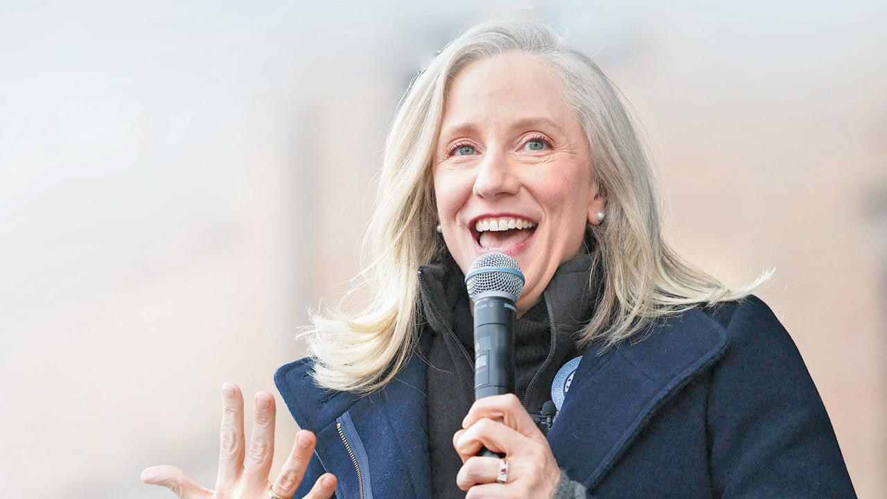 Abigail Spanberger makes history as Virginia’s first female governor