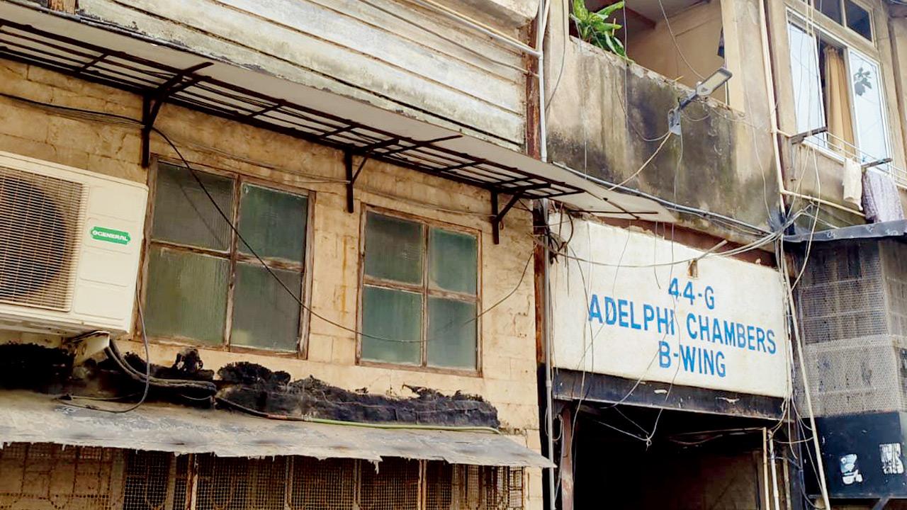 Walk in the footsteps of Manto by visiting these iconic places in Mumbai