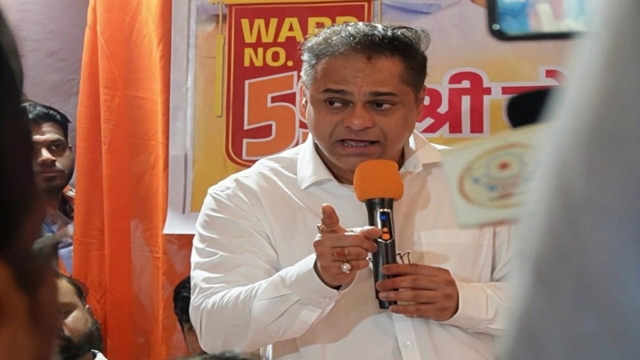 BJP hits back at Uddhav, accuses UBT chief of Rs 3 lakh-crore corruption