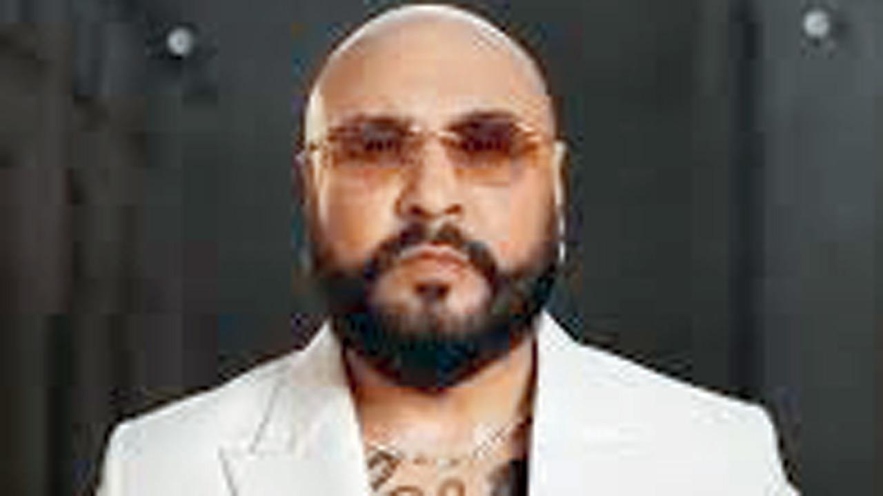 Dilnoor files complaint after threat call demanding Rs 10 crore from B Praak