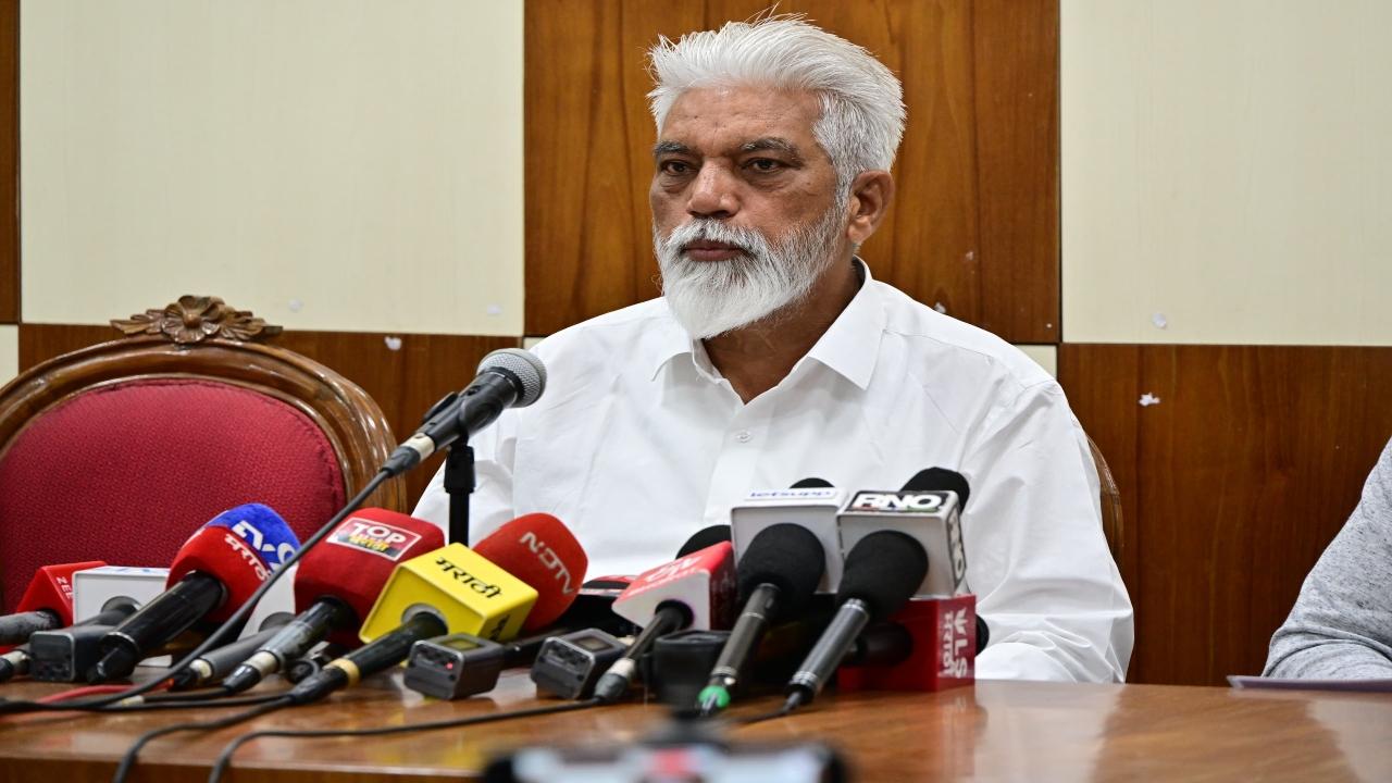 Maharashtra to hold mass patriotic song recital in schools on Republic Day