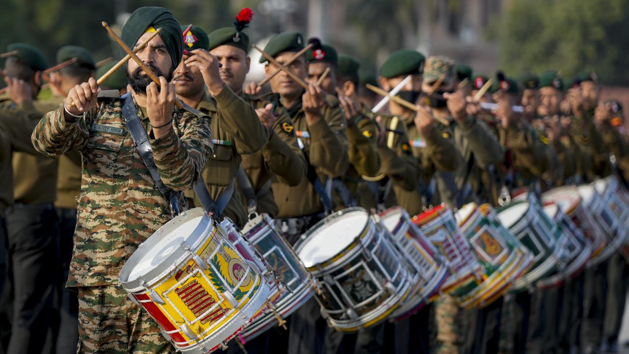 Delhi Police issues advisory for motorists ahead of Beating Retreat rehearsals