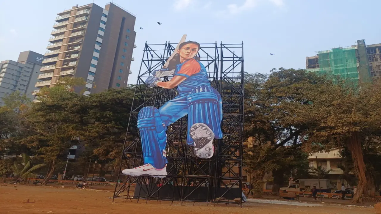 Advertiser booked for unauthorised hoardings at Shivaji Park