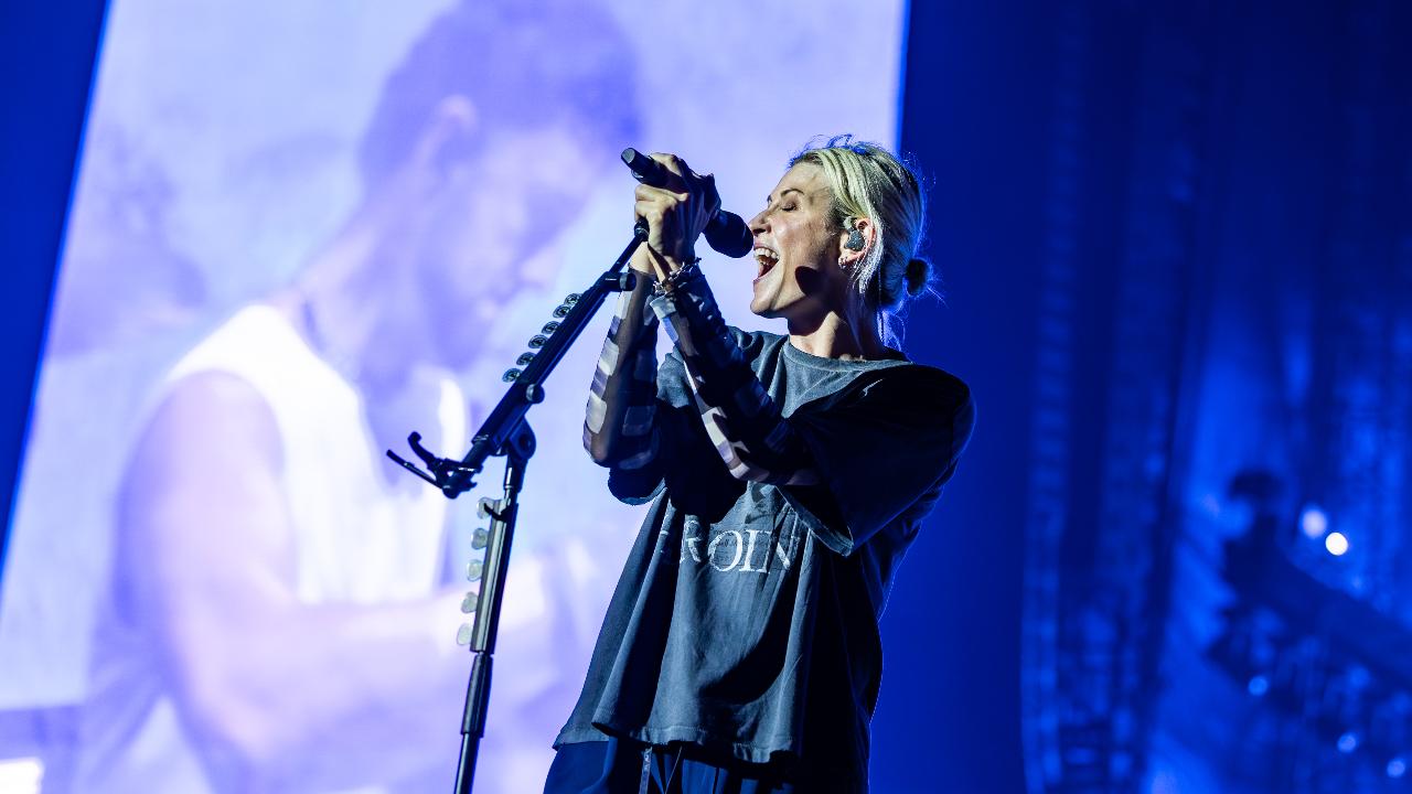 <p>While many fans had come to witness music at Lollapalooza India 2026, there were many others, who had come to watch only one band perform on stage - Linkin Park, as they camped from 2 pm onwards to get the best view, and the American band delivered as they started with a bang with `Somewhere I Belong`</p> <p>While many fans had come to witness music at Lollapalooza India 2026, there were many others, who had come to watch only one band perform on stage - Linkin Park, as they camped from 2 pm onwards to get the best view, and the American band delivered as they started with a bang with `Somewhere I Belong`</p>