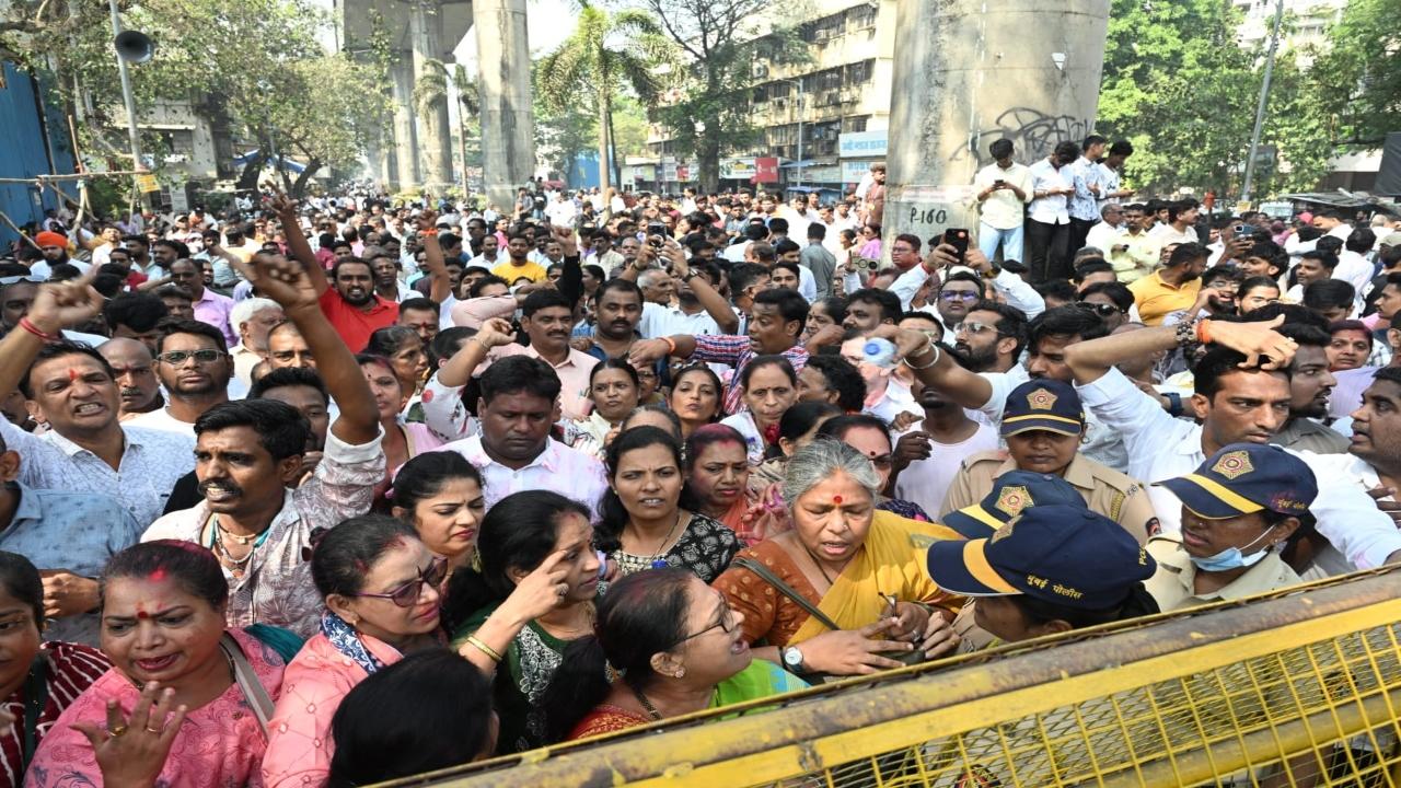 <p>According to some reports, the result of ward 72 has been put on hold</p> <p>According to some reports, the result of ward 72 has been put on hold</p>