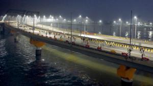 Fun on the run: Light moments steal the show at Tata Mumbai Marathon 2026