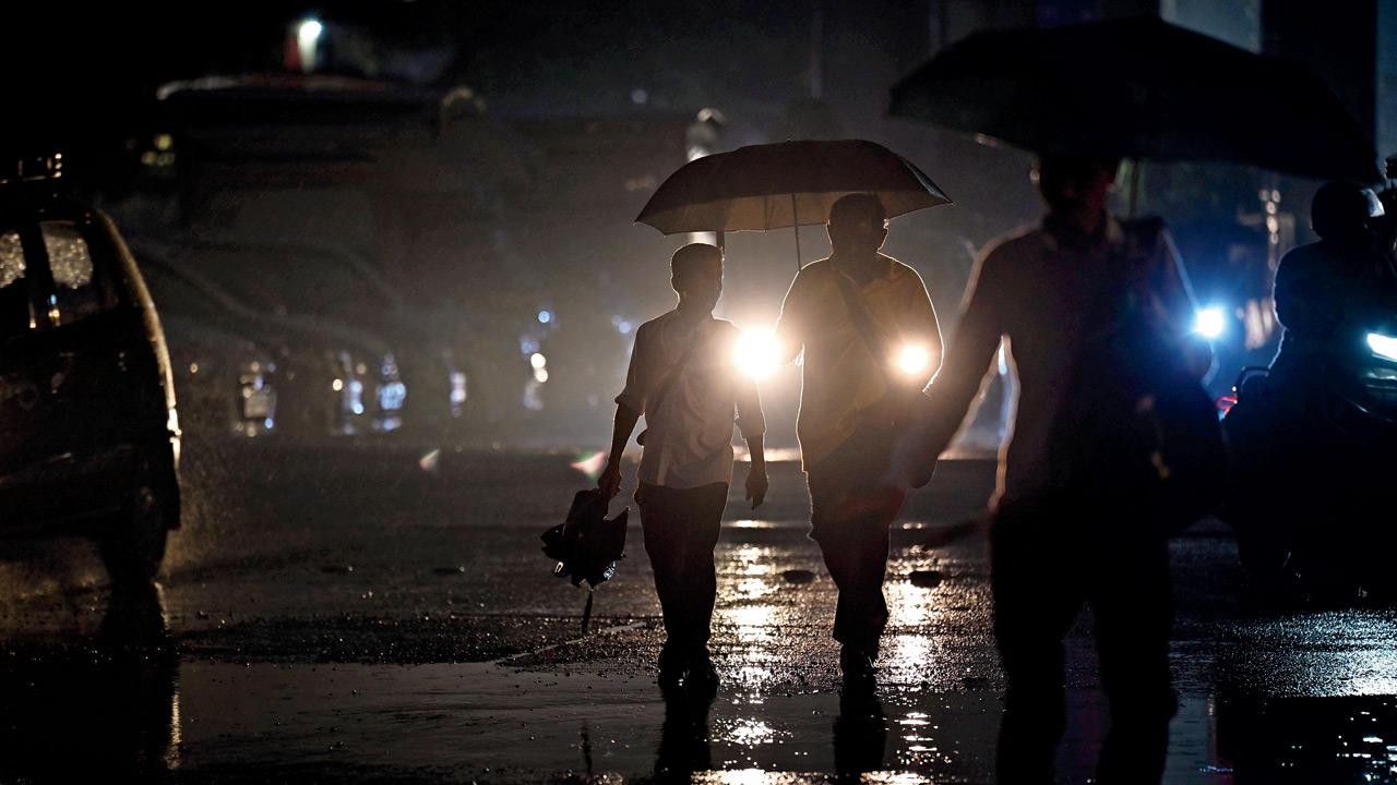 Unseasonal downpour brings relief as Mumbai begins 2026 with cleaner air