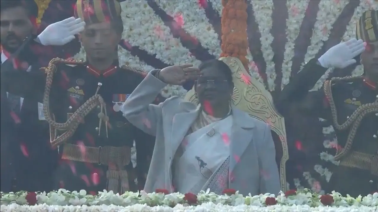 In Photos: Prez Murmu unfurls national flag at Kartavya Path on Republic Day