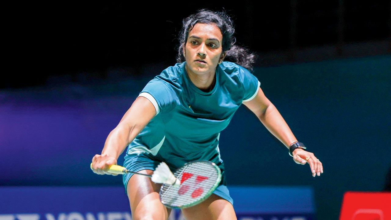 India Open: Sindhu out, Prannoy through
