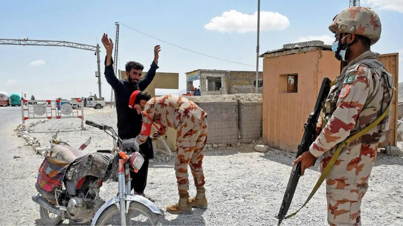 Pakistan: Special police team formed to investigate deadly Gul Plaza fire