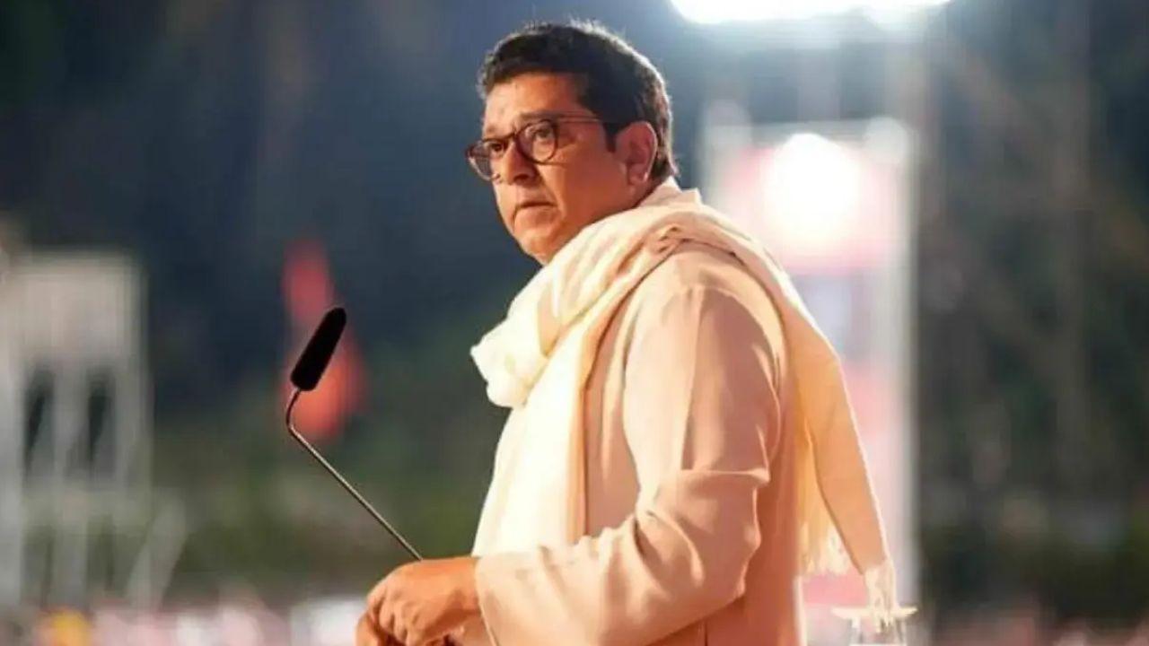 BJP leader Bagga orders three 'Rasmalai' at Matoshree for Thackeray cousins