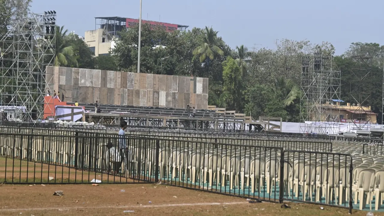 <p>Raj Thackeray, who head the Maharashtra Navnirman Sena (MNS), also announced that he and Uddhav Thackeray will address an election rally in Thane on January 12</p>