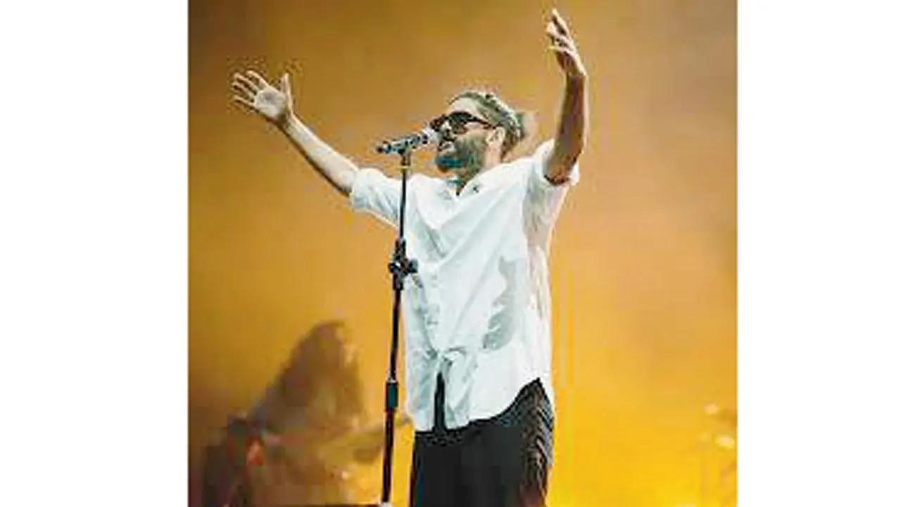 Sid SriramA melodic eveningMusic: Head for Sid Sriram’s concert, where he blends Indian roots with R&B and electronic textures.
Time 7 pm onwards At Dome SVP Stadium, Lala Lajpatrai Marg, Lotus Colony, Worli. Log on to district.inEntry Rs 200