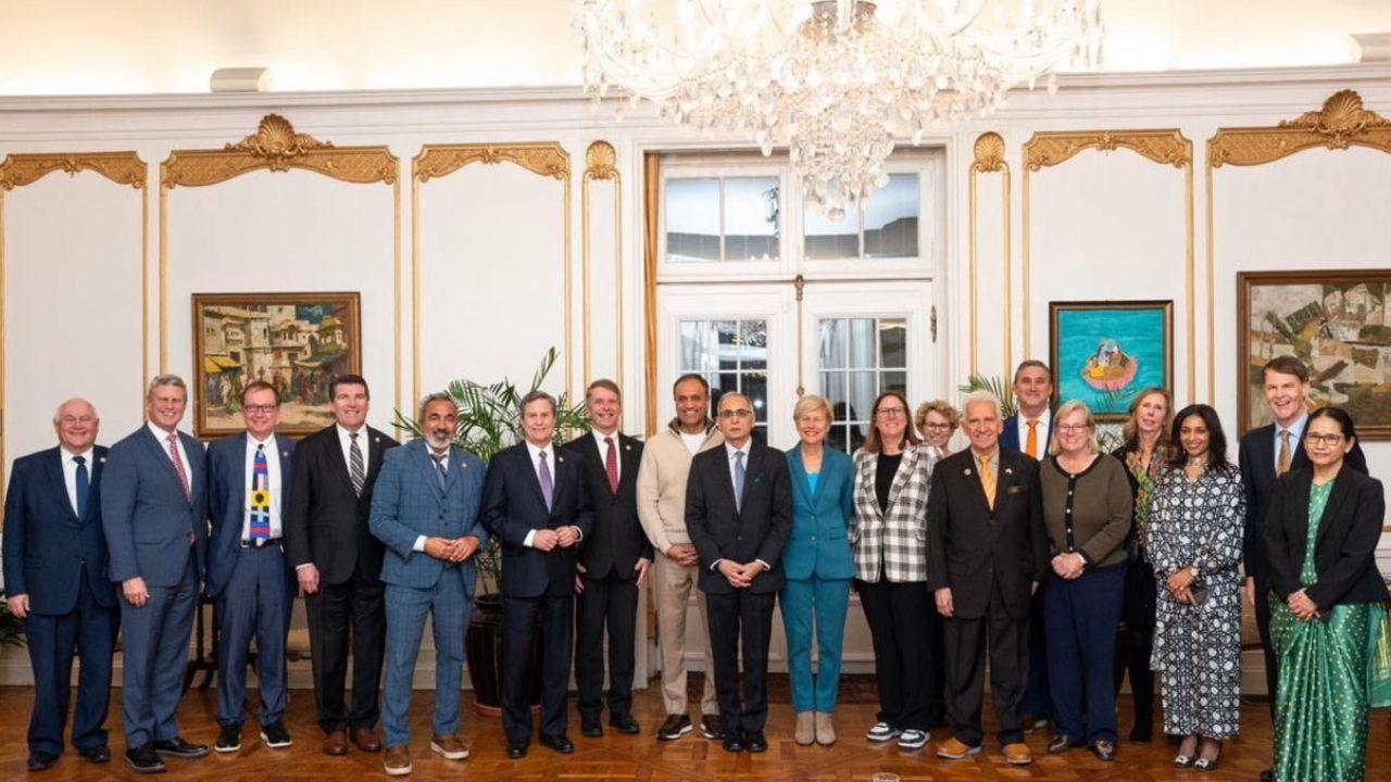 El enviado de la India mantiene conversaciones bilaterales con miembros de la Cámara de Representantes de los Estados Unidos