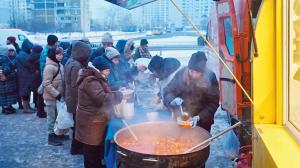 Vladimir Putin meets US envoys ahead of trilateral meet