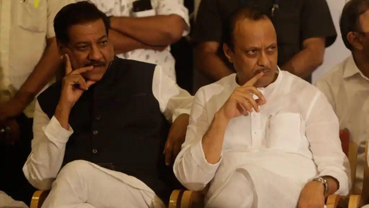 Pruthviraj Chuhan (Congress), Ajit Pawar (NCP), and Ashok Chavan (Congress) at a press conference with NCP chief Sharad Pawar, Congress leaders Ahmed Patel, Mallikarjun Kharge, Venugopal, and others after a meeting at YB Chavan Centre on November 12, 2019. Pic/Ashish Raje