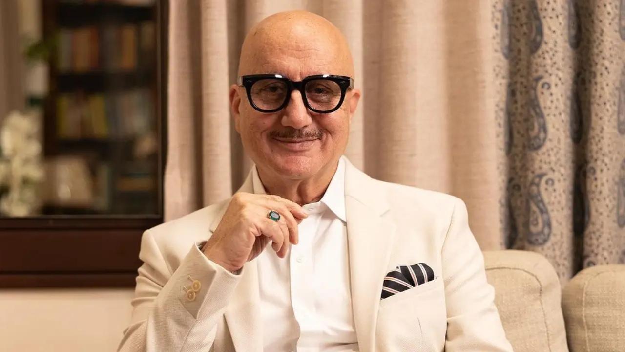 Anupam Kher says Anil Kapoor got him replaced by Amrish Puri in Mr India