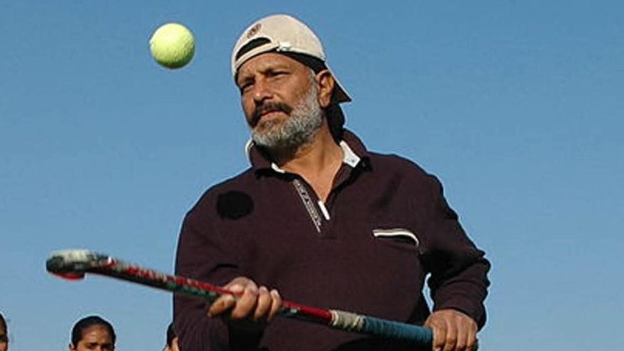 <p><strong>Padma Shri</strong></p>
<p><strong>Baldev Singh</strong></p>
<p>A well-respected coach credited with revolutionising women`s hockey in India. Over three decades, he trained over 80 international players, including former captains like Rani Rampal, Sandeep Singh, and Surinder Kaur. Praveen Kumar: Made history by winning the gold medal with a jump of 2.08m, setting a new Asian record and helping India achieve its highest-ever gold tally at a single Paralympics. Honoured with the Major Dhyan Chand Khel Ratna Award in 2025, he won his first-ever World Championship medal -- a bronze -- with a season-best jump of 2.00m <em><strong>(Pic: X)</strong></em></p>